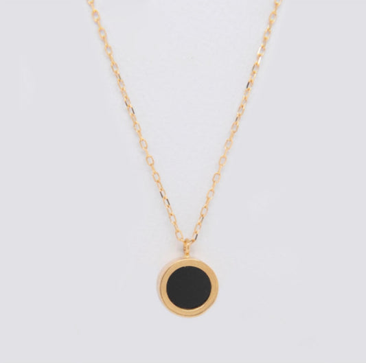 18k Gold Onyx Necklace