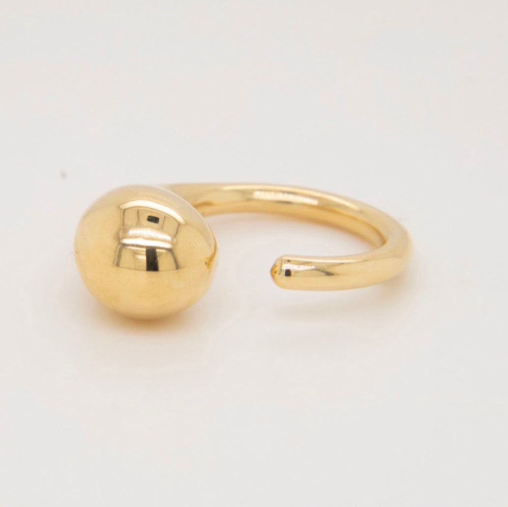 14k Drop Ring